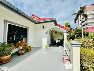 For sale 3 bed house in Pratumnak, Pattaya