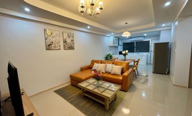 For rent 2 bed condo in Huai Khwang, Bangkok
