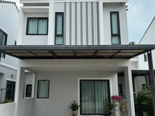 For sale 3 bed townhouse in Si Racha, Chonburi