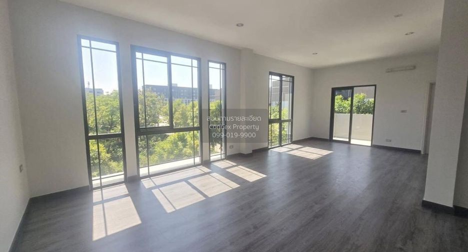 For rent 3 bedrooms house in Suan Luang, Bangkok