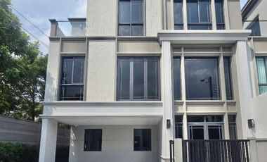 For rent 3 Beds house in Suan Luang, Bangkok