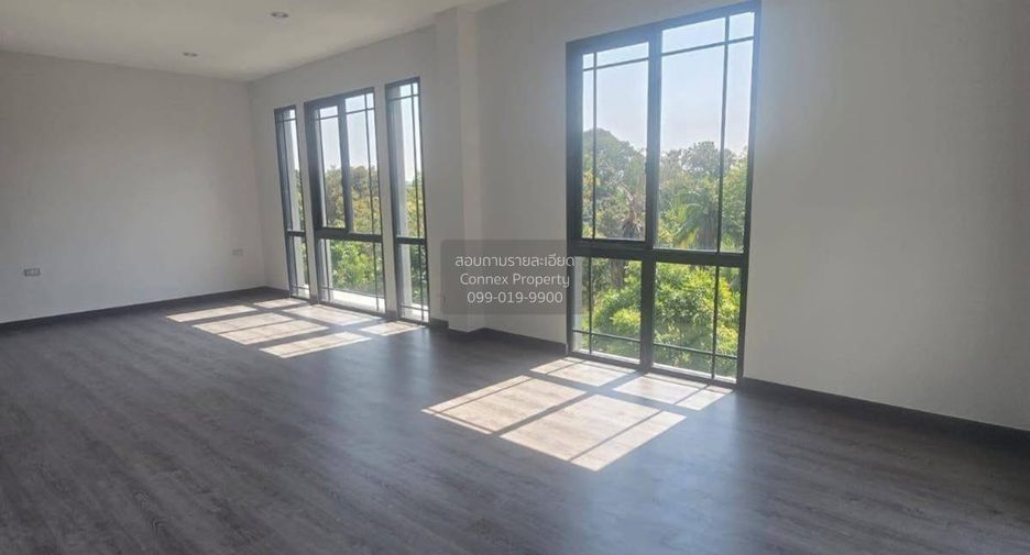 For rent 3 bedrooms house in Suan Luang, Bangkok