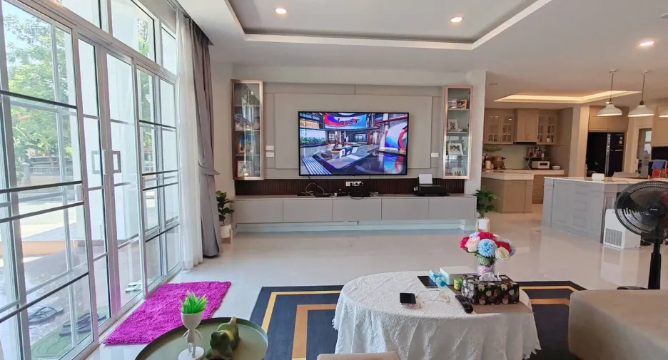 For sale 5 bed house in Hang Dong, Chiang Mai