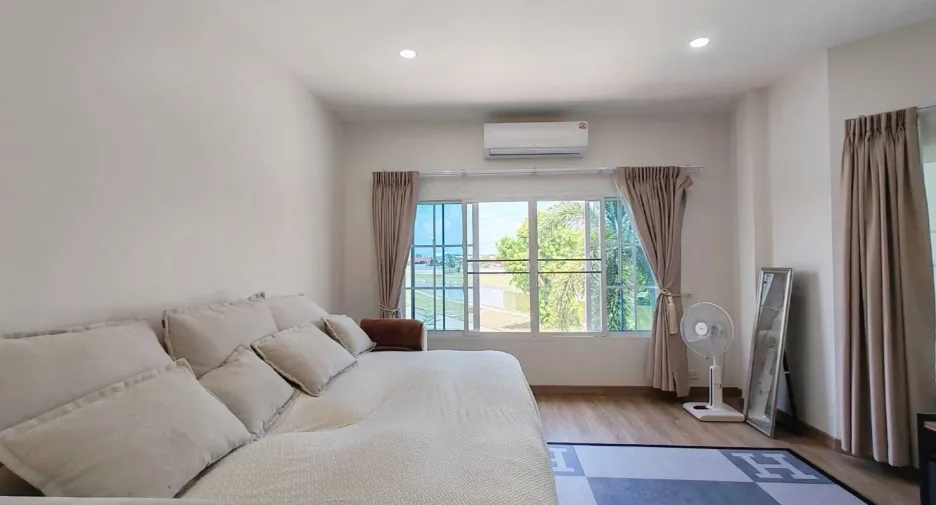 For sale 5 bed house in Hang Dong, Chiang Mai