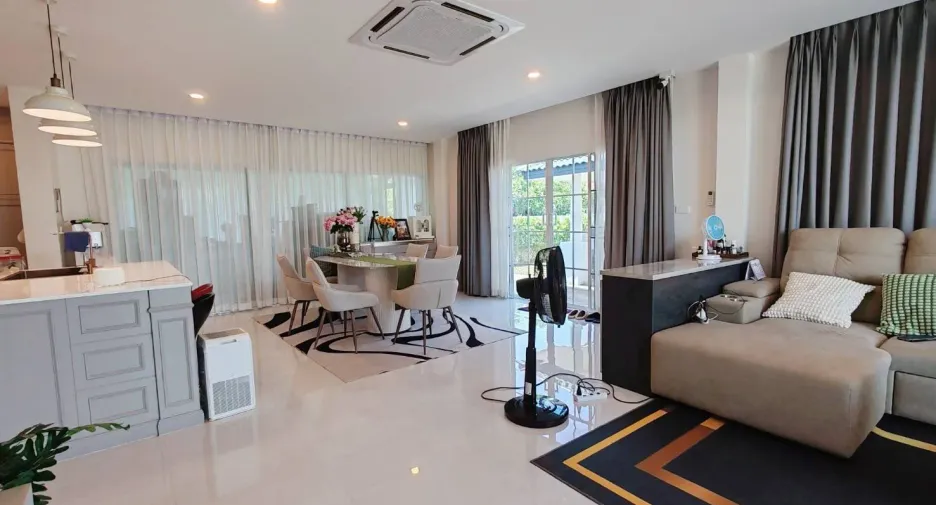 For sale 5 bed house in Hang Dong, Chiang Mai