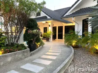 For rent 3 bed villa in Cha Am, Phetchaburi