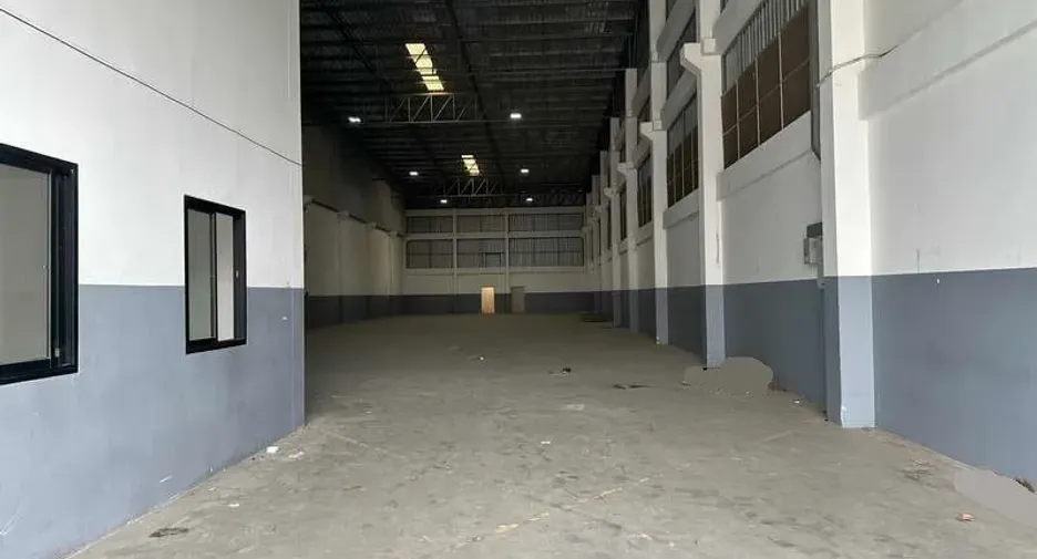 À louer et à vendre entrepôt à Bang Phli, Samut Prakan