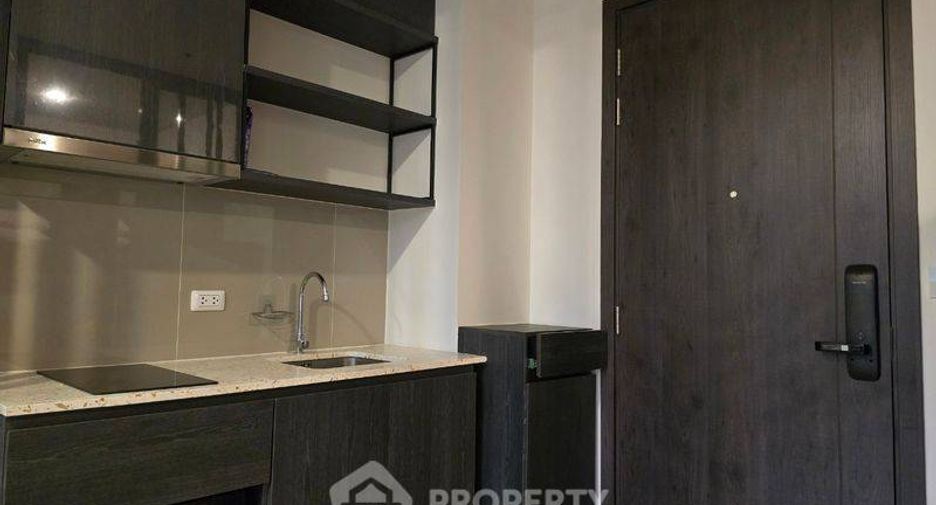 For rent 1 bed condo in Huai Khwang, Bangkok