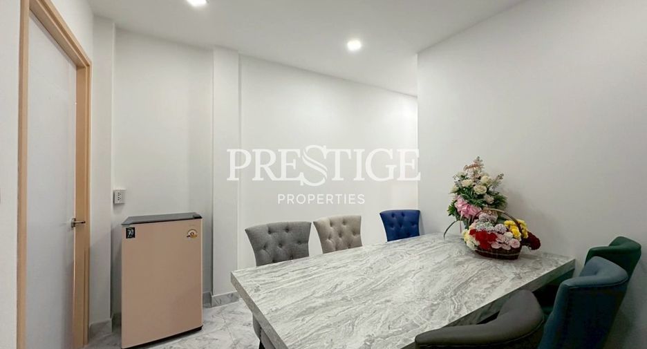 Haus zum Kauf mit 5 Zimmer in Jomtien, Pattaya