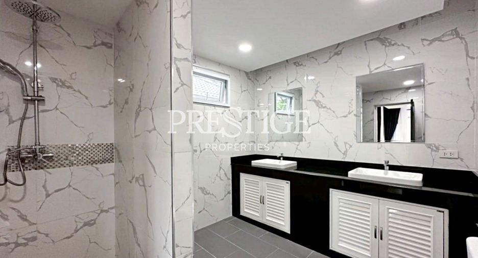 For sale 3 bedrooms house in Bang Lamung, Chonburi