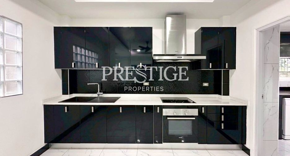 For sale 3 bedrooms house in Bang Lamung, Chonburi