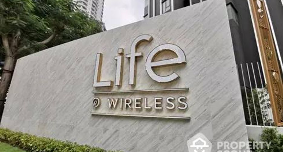 For sale 1 bed condo in Pathum Wan, Bangkok