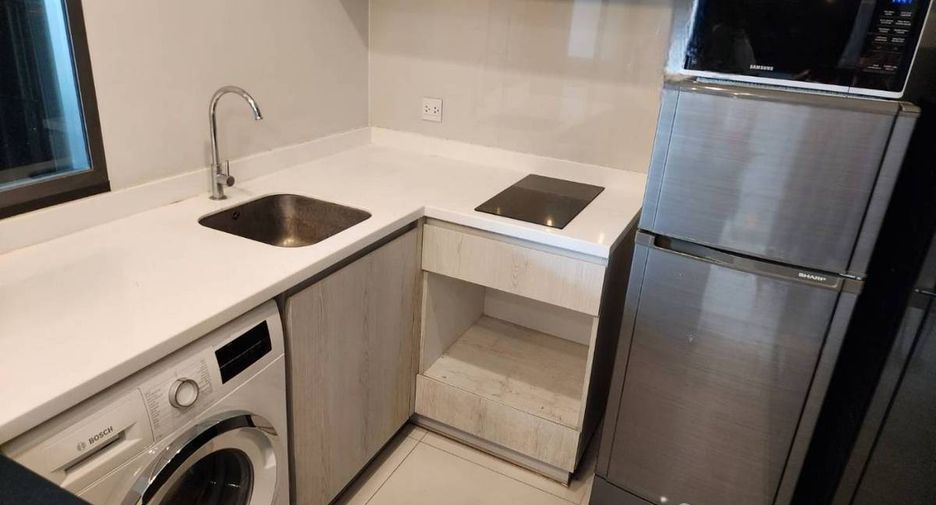 For sale 1 bed condo in Pathum Wan, Bangkok