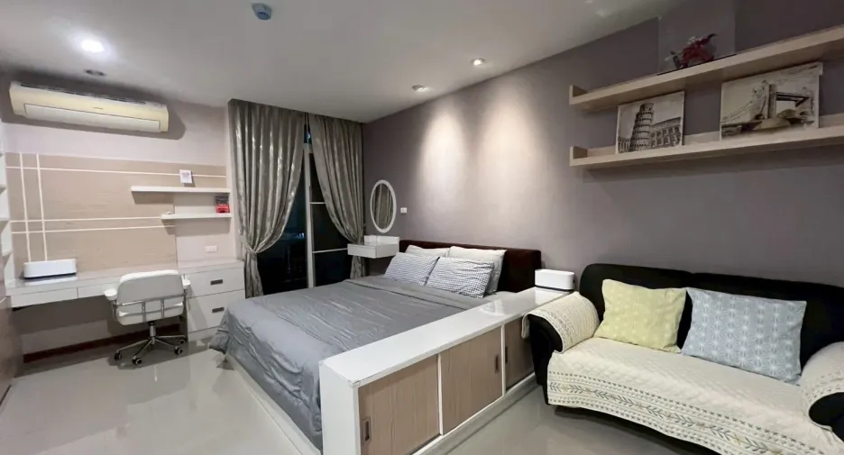 For sale studio condo in Mueang Chiang Mai, Chiang Mai