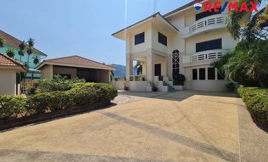 For sale 4 bed house in Sattahip, Chonburi