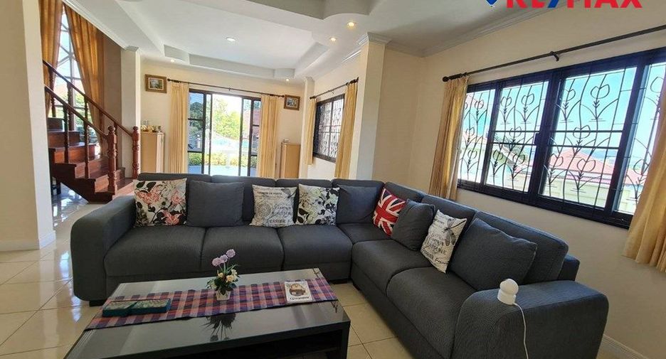 For sale 4 bed house in Sattahip, Chonburi