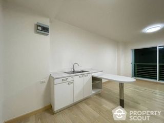 For sale 1 bed condo in Phaya Thai, Bangkok