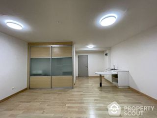 For sale 1 bed condo in Phaya Thai, Bangkok