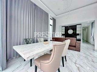 Haus zum Kauf mit 4 Zimmer in Bang Lamung, Chonburi