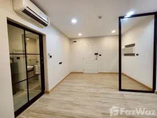 For sale 1 bed condo in Wang Thonglang, Bangkok