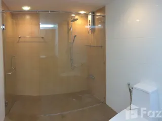 For sale 3 bed apartment in Huai Khwang, Bangkok