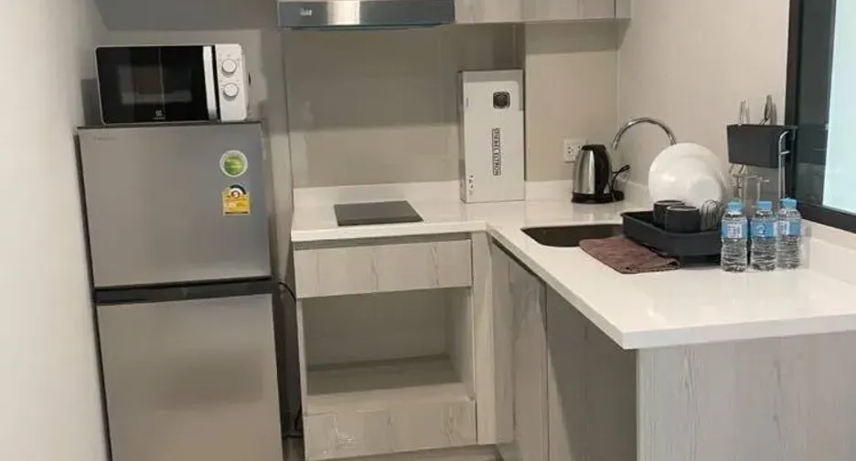 For rent 1 bed condo in Pathum Wan, Bangkok