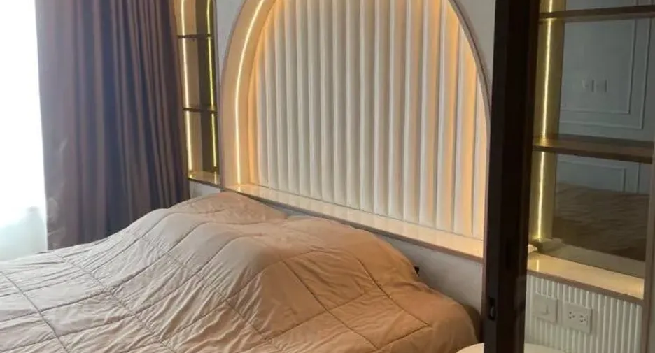 For rent 1 bed condo in Pathum Wan, Bangkok