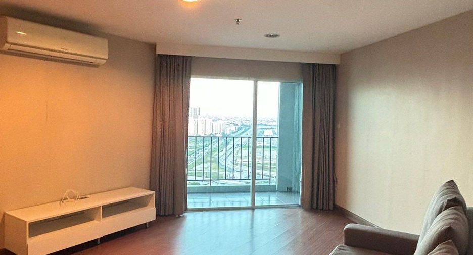 For sale 2 bed condo in Huai Khwang, Bangkok