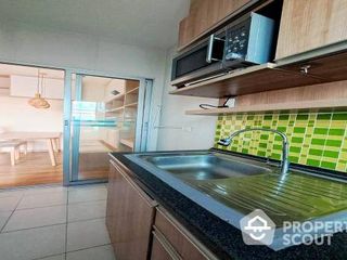 For sale 2 Beds condo in Thon Buri, Bangkok