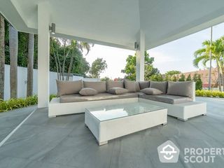 For sale 6 bed villa in Sattahip, Chonburi