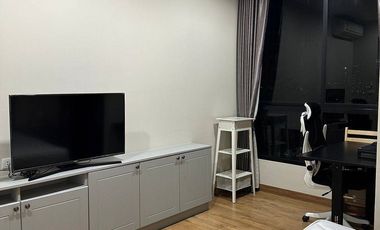 For sale 1 bed condo in Phaya Thai, Bangkok