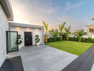 For sale 6 bed house in East Pattaya, Pattaya