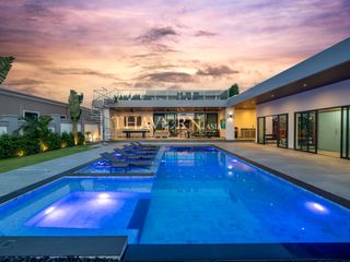 For sale 6 bed house in East Pattaya, Pattaya