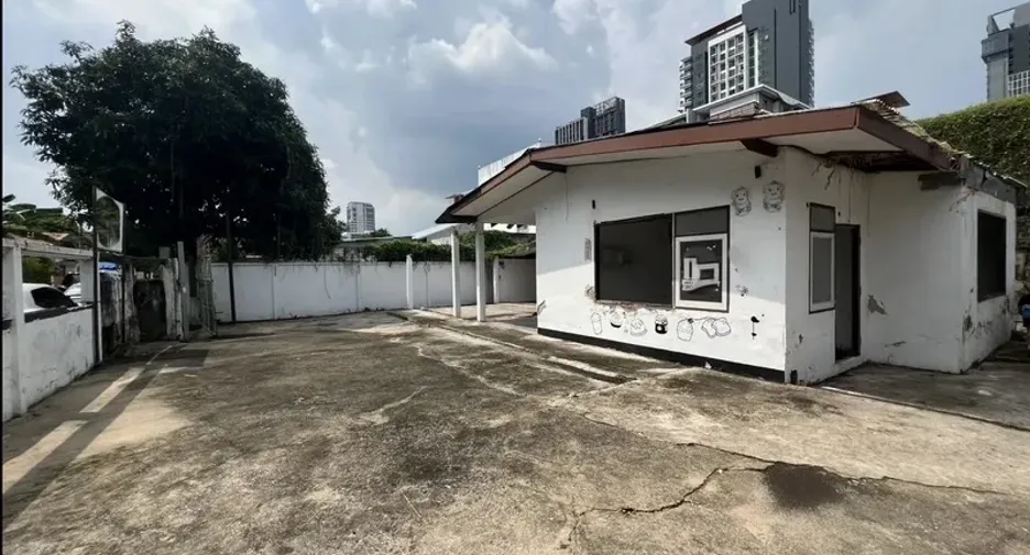 Casa en alquiler de estudio en Phra Khanong, Bangkok