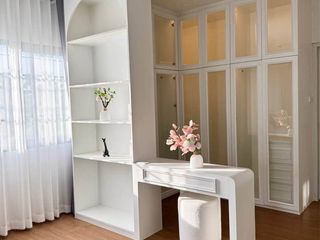 For rent and for sale 4 bed house in Bang Phli, Samut Prakan