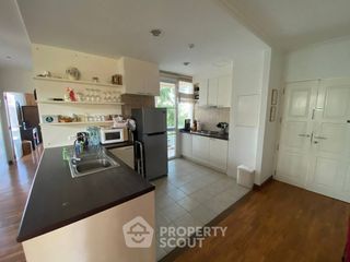 For sale 3 bed apartment in Hua Hin, Prachuap Khiri Khan
