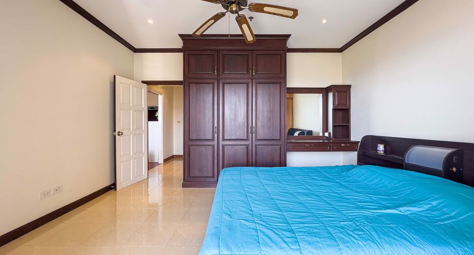 For sale 2 Beds condo in Bang Lamung, Chonburi