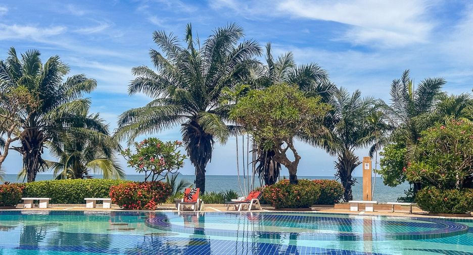 For sale 2 Beds condo in Bang Lamung, Chonburi