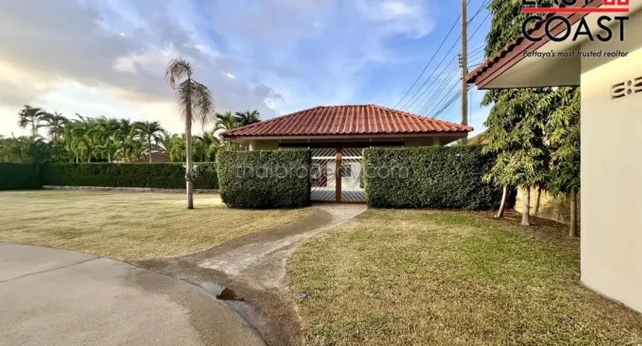 For rent and for sale 5 bedrooms house in Bang Lamung, Chonburi