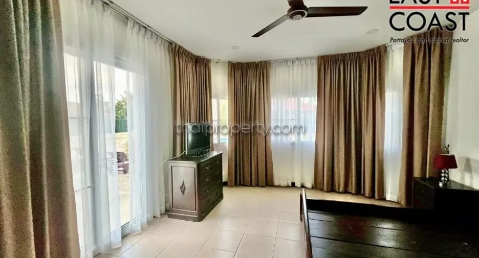 For rent and for sale 5 bedrooms house in Bang Lamung, Chonburi