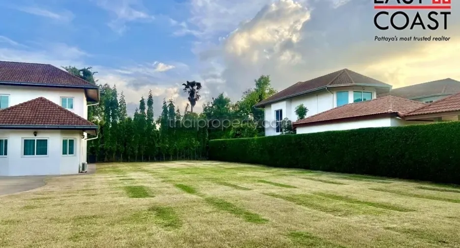 For rent and for sale 5 bedrooms house in Bang Lamung, Chonburi