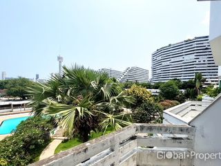 Haus zum Kauf mit 4 Zimmer in Bang Lamung, Chonburi
