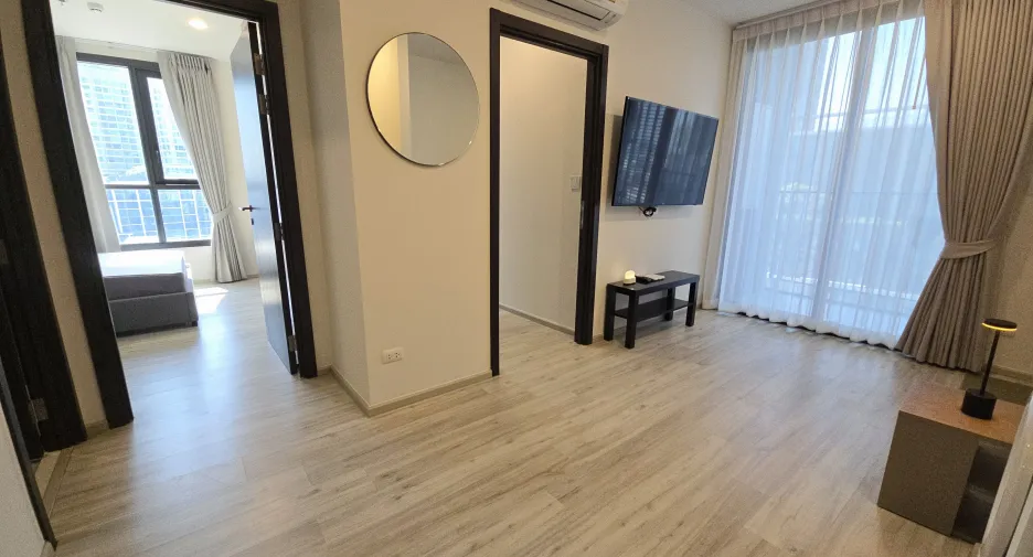 For sale 2 bed condo in Huai Khwang, Bangkok