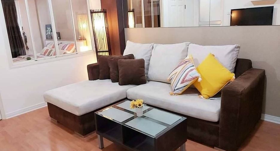 For rent 1 bed condo in Huai Khwang, Bangkok