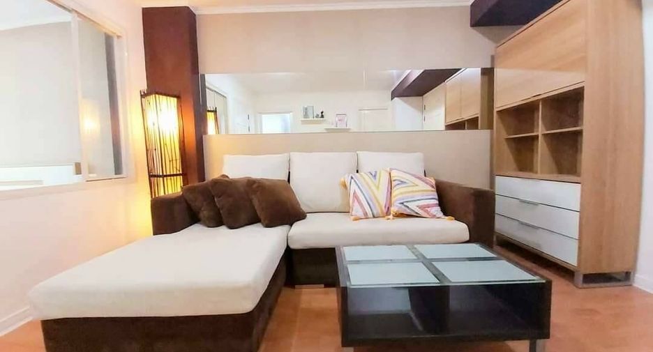 For rent 1 bed condo in Huai Khwang, Bangkok
