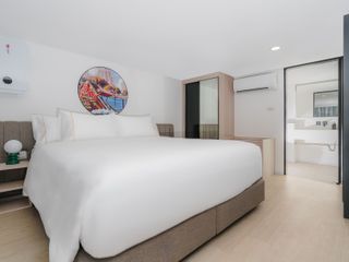 For rent 2 Beds hotel in Huai Khwang, Bangkok