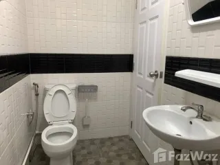 For rent 2 bed townhouse in Mueang Nonthaburi, Nonthaburi