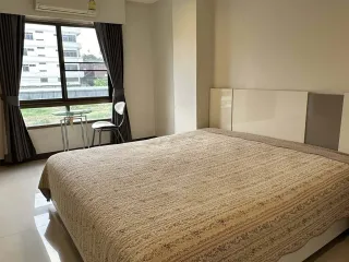 For rent 2 Beds condo in Thon Buri, Bangkok