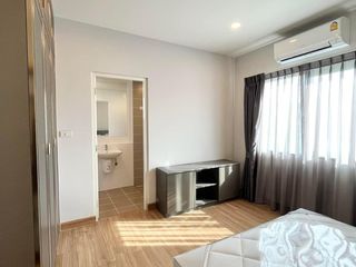 For rent 4 Beds house in Don Mueang, Bangkok