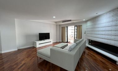 For rent 3 bed apartment in Khlong Toei, Bangkok